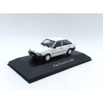 Ford Escort GL 1988 5-door white - skala 1:43 - Salvat/Hachette